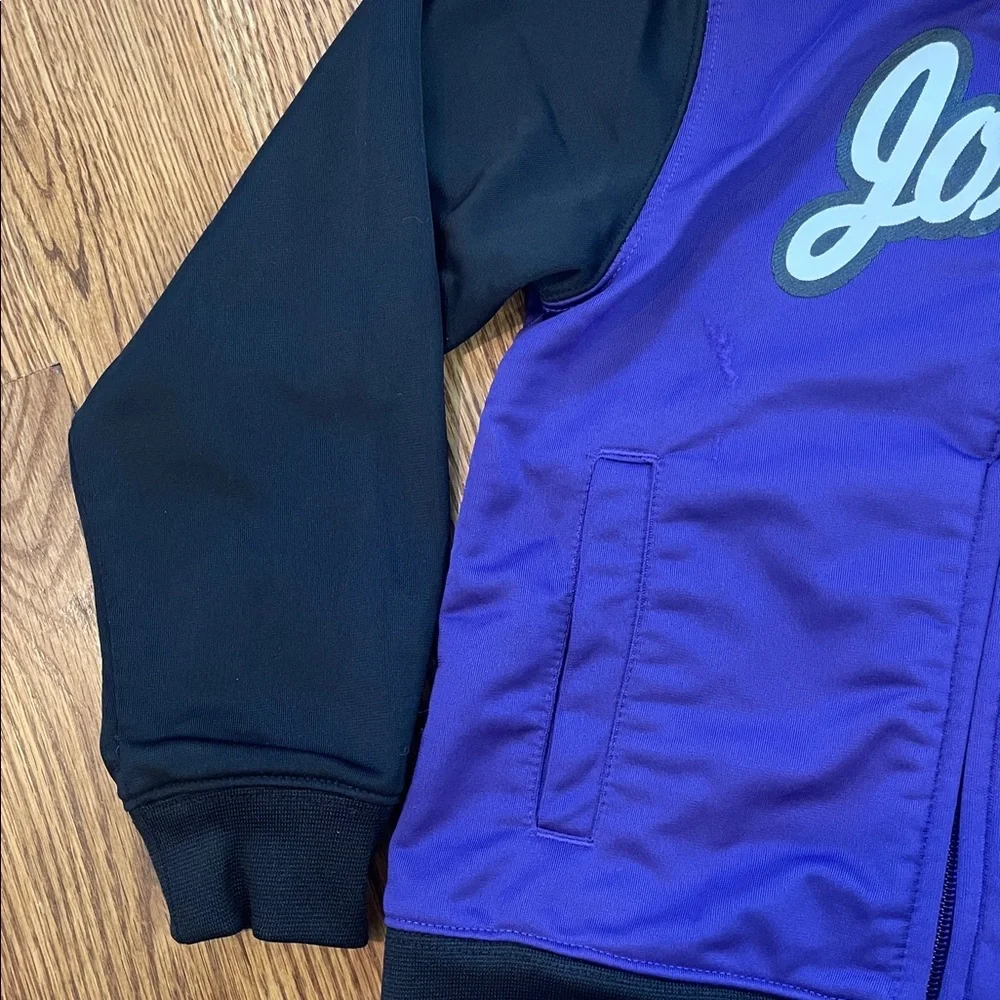 Girl’s Jordan Dri-Fit Zip Up Jacket/Coat. Size 4T. Excellent Condition.